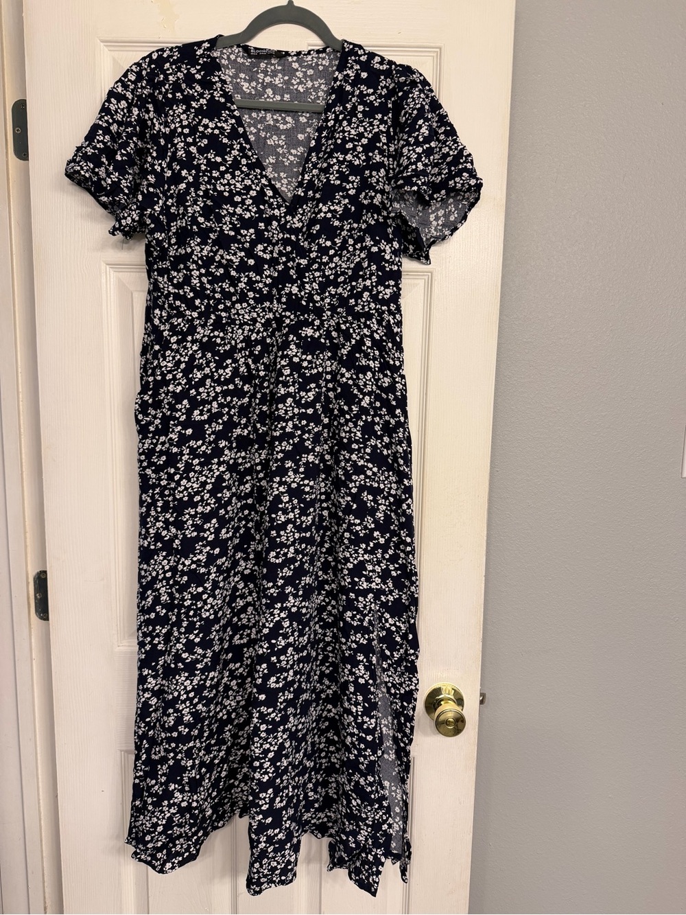 BloomChic Navy and White Floral Maxi Dress